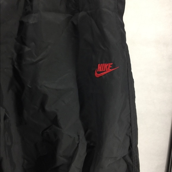COPY - NIKE XL NYLON TRACK PANTS EUC - Picture 6 of 6